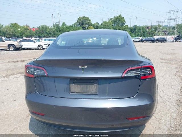 Продаж на аукціоні авто 2018 Tesla Model 3 Long Range/mid Range, vin: 5YJ3E1EAXJF158984, номер лоту: 45817714