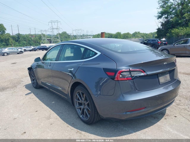 Продаж на аукціоні авто 2018 Tesla Model 3 Long Range/mid Range, vin: 5YJ3E1EAXJF158984, номер лоту: 45817714
