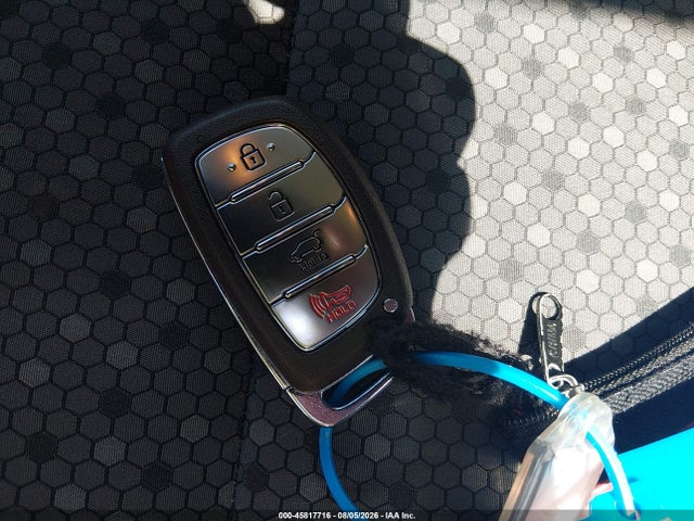 KMHC65LC1JU100192 Hyundai Ioniq Hybrid Blue