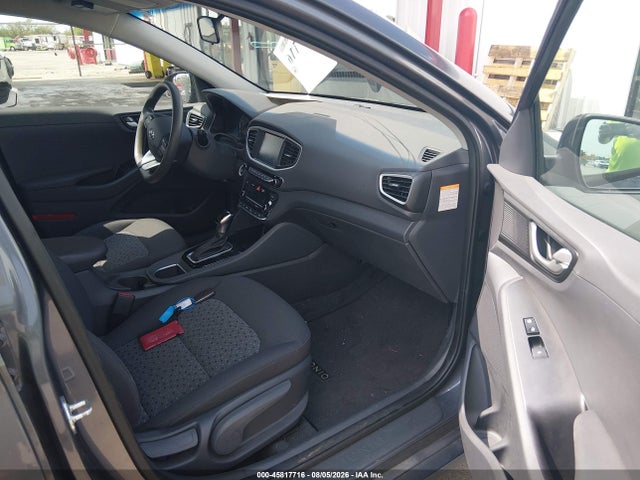 KMHC65LC1JU100192 Hyundai Ioniq Hybrid Blue