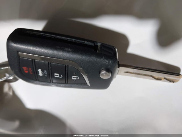 45817723 :رقم المزاد ، JTDEPMAE8MJ150800 vin ، 2021 Toyota Corolla Le مزاد بيع
