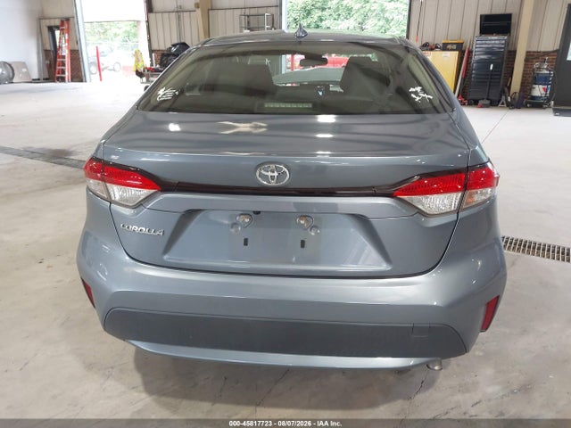45817723 :رقم المزاد ، JTDEPMAE8MJ150800 vin ، 2021 Toyota Corolla Le مزاد بيع