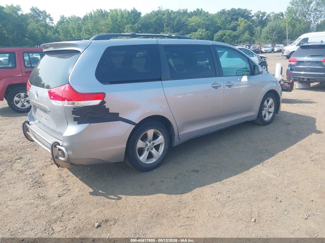 Продажа на аукционе авто 2013 Toyota Sienna Le V6 8 Passenger, vin: 5TDKK3DC8DS395105, номер лота: 45817805