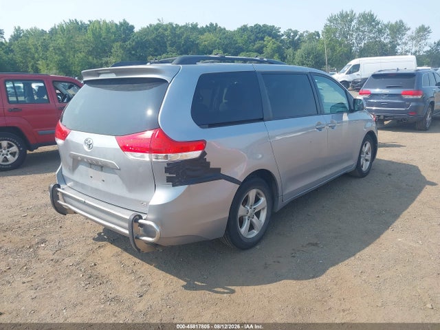 Продажа на аукционе авто 2013 Toyota Sienna Le V6 8 Passenger, vin: 5TDKK3DC8DS395105, номер лота: 45817805