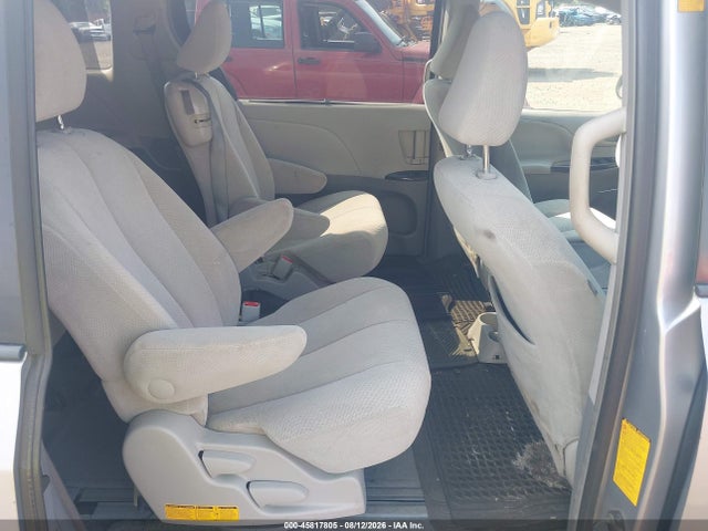 Продажа на аукционе авто 2013 Toyota Sienna Le V6 8 Passenger, vin: 5TDKK3DC8DS395105, номер лота: 45817805