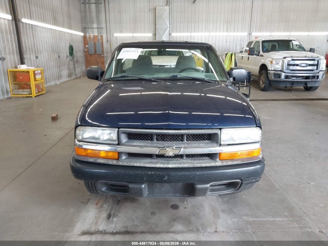 45817924 :رقم المزاد ، 1GCCS145128120753 vin ، 2002 Chevrolet S-10 مزاد بيع