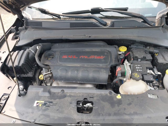 45817935 :رقم المزاد ، 3C4NJDBB0JT117509 vin ، 2018 Jeep Compass Latitude 4x4 مزاد بيع