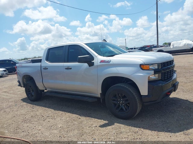 45817948 :رقم المزاد ، 1GCPYCEFXMZ453422 vin ، 2021 Chevrolet Silverado 1500 4wd  Short Bed Custom Trail Boss مزاد بيع