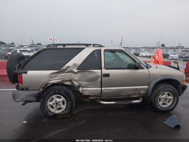 Продаж на аукціоні авто 2000 Chevrolet Blazer Ls, vin: 1GNCT18W3YK206259, номер лоту: 45817962