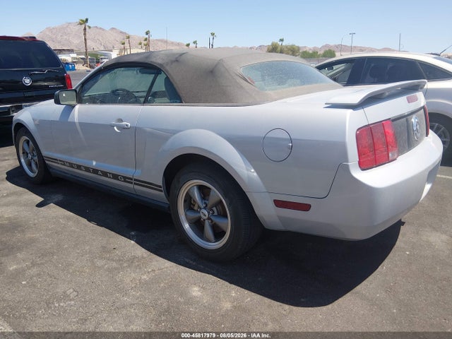 2005 Ford Mustang მანქანა იყიდება აუქციონზე, vin: 1ZVFT84N055199113, აუქციონის ნომერი: 45817979