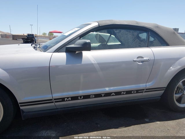 2005 Ford Mustang მანქანა იყიდება აუქციონზე, vin: 1ZVFT84N055199113, აუქციონის ნომერი: 45817979