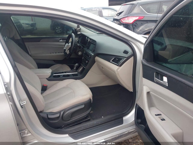 45817988 :رقم المزاد ، 5NPE34AF9HH553106 vin ، 2017 Hyundai Sonata Sport مزاد بيع