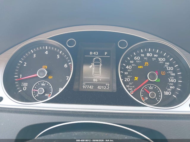 2015 Volkswagen Cc 2.0t R-line მანქანა იყიდება აუქციონზე, vin: WVWBN7AN6FE813464, აუქციონის ნომერი: 45818012