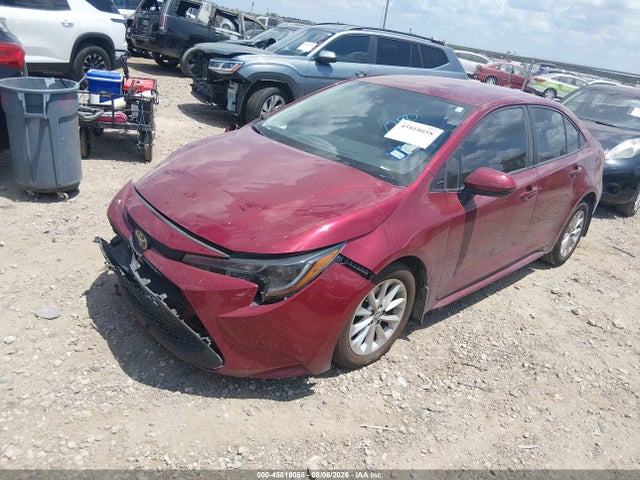 45818058 :رقم المزاد ، 5YFVPMAE8NP331280 vin ، 2022 Toyota Corolla Le مزاد بيع