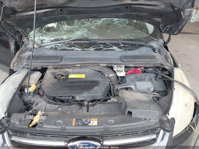 45818069 :رقم المزاد ، 1FMCU9JX1GUB72487 vin ، 2016 Ford Escape Titanium مزاد بيع