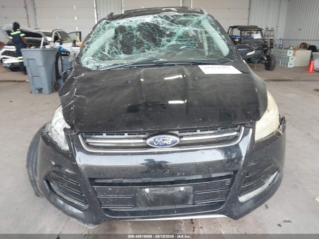 45818069 :رقم المزاد ، 1FMCU9JX1GUB72487 vin ، 2016 Ford Escape Titanium مزاد بيع