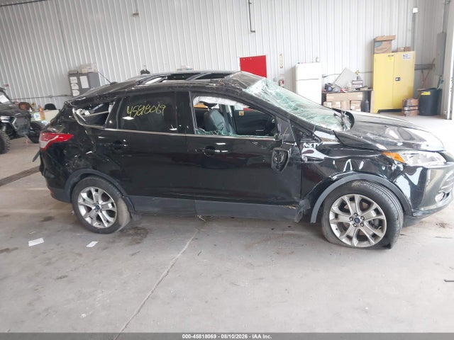 45818069 :رقم المزاد ، 1FMCU9JX1GUB72487 vin ، 2016 Ford Escape Titanium مزاد بيع