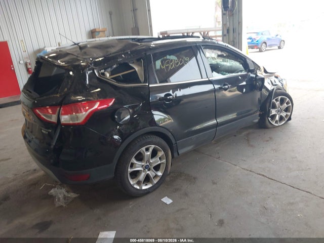 45818069 :رقم المزاد ، 1FMCU9JX1GUB72487 vin ، 2016 Ford Escape Titanium مزاد بيع