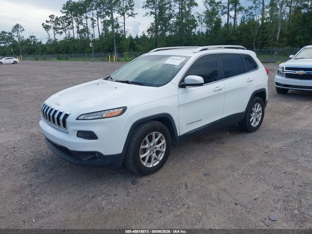 45818073 :رقم المزاد ، 1C4PJLCB5GW324868 vin ، 2016 Jeep Cherokee Latitude مزاد بيع