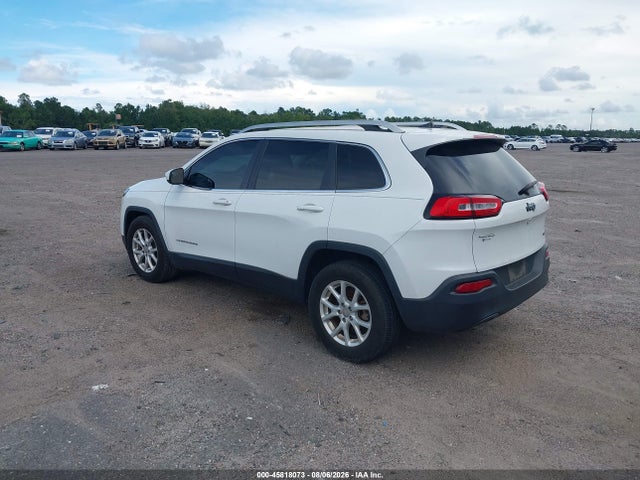 45818073 :رقم المزاد ، 1C4PJLCB5GW324868 vin ، 2016 Jeep Cherokee Latitude مزاد بيع