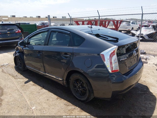 Toyota Prius Three 2015 JTDKN3DU7F1875703 Image 3