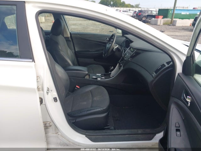 45818152 :رقم المزاد ، 5NPEC4AC4BH235021 vin ، 2011 Hyundai Sonata Se مزاد بيع