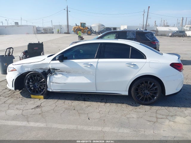 Продажа на аукционе авто 2021 Mercedes-benz Amg A 35 4matic, vin: W1K3G5BB8MJ275643, номер лота: 45818175