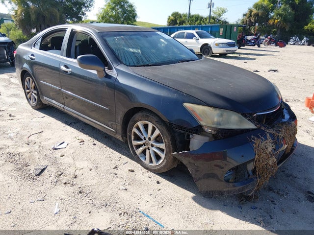 45818205 :رقم المزاد ، JTHBK1EG2B2455369 vin ، 2011 Lexus Es 350 مزاد بيع
