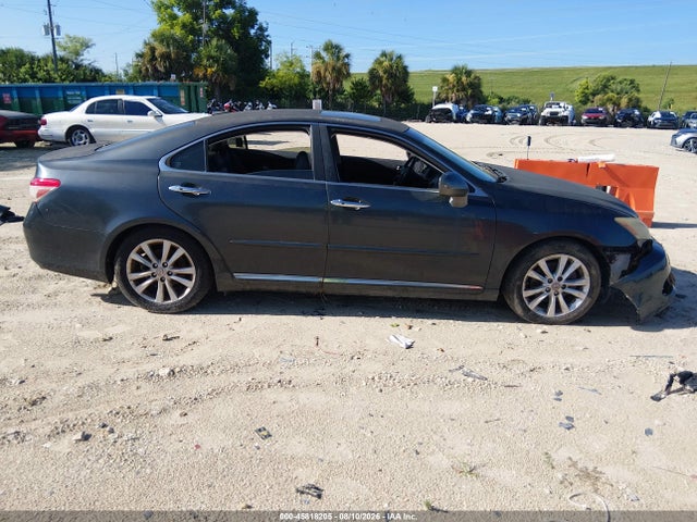 45818205 :رقم المزاد ، JTHBK1EG2B2455369 vin ، 2011 Lexus Es 350 مزاد بيع
