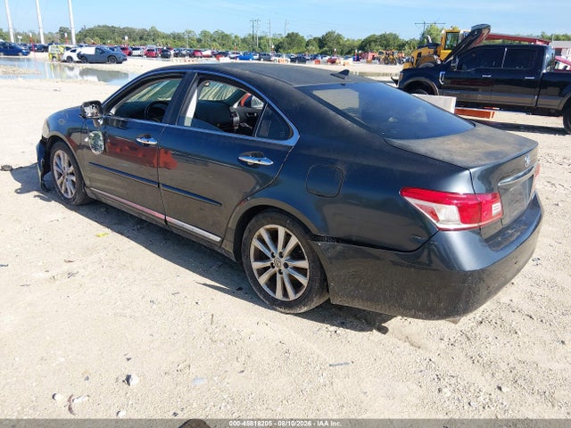 45818205 :رقم المزاد ، JTHBK1EG2B2455369 vin ، 2011 Lexus Es 350 مزاد بيع