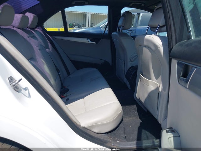 Aukcja sprzedaży 2013 Mercedes-benz C 250 Sport, vin: WDDGF4HB7DR255777, numer aukcji: 45818213