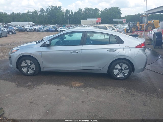Продажа на аукционе авто 2020 Hyundai Ioniq Hybrid Blue, vin: KMHC65LC6LU232111, номер лота: 45818263