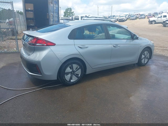 Продажа на аукционе авто 2020 Hyundai Ioniq Hybrid Blue, vin: KMHC65LC6LU232111, номер лота: 45818263