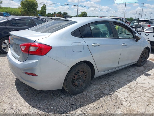 Chevrolet Cruze Ls Auto 2018 1G1BC5SM1J7124597 Image 4
