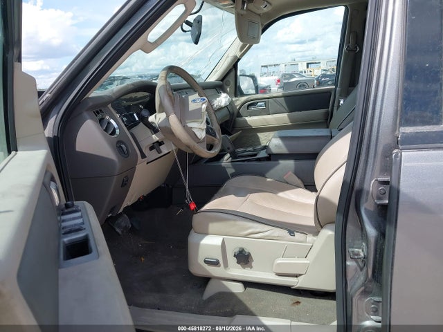 Продажа на аукционе авто 2011 Ford Expedition Xlt, vin: 1FMJU1H56BEF53607, номер лота: 45818272