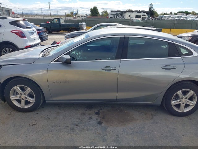 1G1ZC5ST2RF113535 Chevrolet Malibu Fwd 1fl