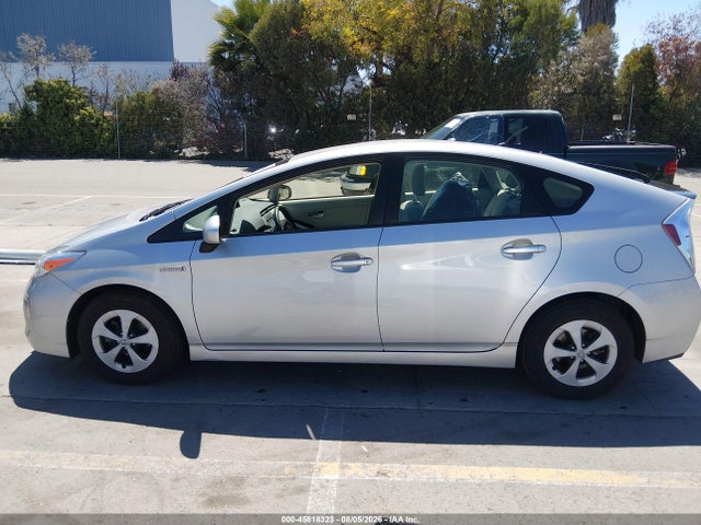 Toyota Prius Two 2015 JTDKN3DU0F0446165 Image 14