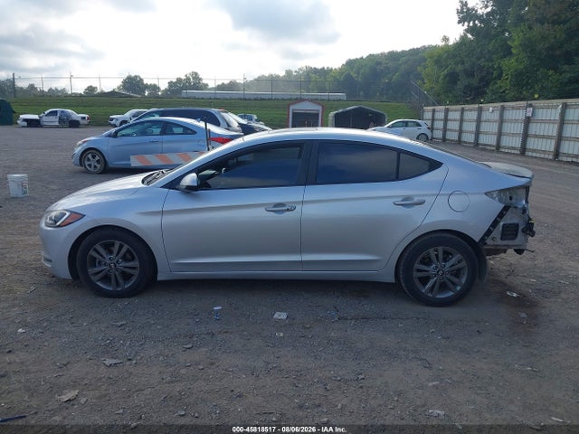 Продажа на аукционе авто 2018 Hyundai Elantra Value Edition, vin: 5NPD84LF0JH277706, номер лота: 45818517
