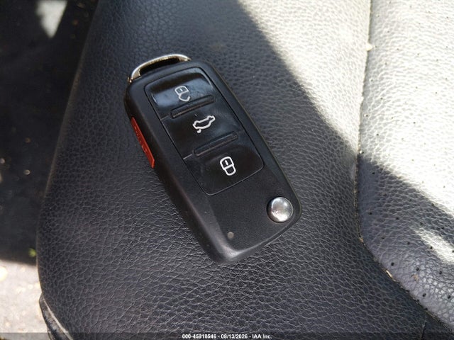3VWL07AJXEM382715 Volkswagen Jetta 1.8t Sel