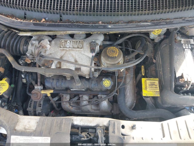 45818581 :رقم المزاد ، 2C8GP64L11R252735 vin ، 2001 Chrysler Town & Country Limited مزاد بيع