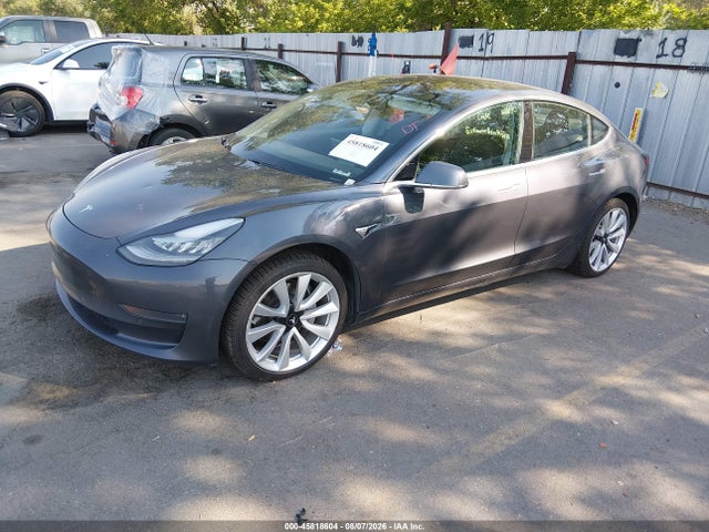Tesla Model 3 Long Range/performance 2018 5YJ3E1EB3JF132302 Image 2