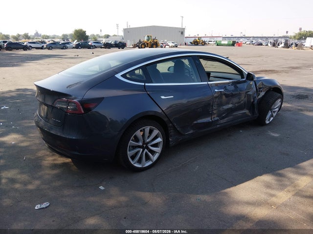 Tesla Model 3 Long Range/performance 2018 5YJ3E1EB3JF132302 Image 4