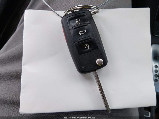 Продажа на аукционе авто 2010 Volkswagen Tiguan S/se/sel/wolfsburg Edition, vin: WVGAV7AX8AW533864, номер лота: 45818635