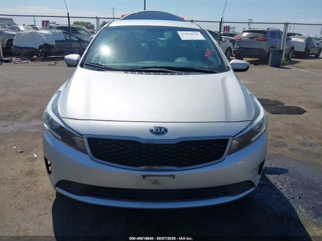 2018 Kia Forte Lx მანქანა იყიდება აუქციონზე, vin: 3KPFL4A71JE169893, აუქციონის ნომერი: 45818640