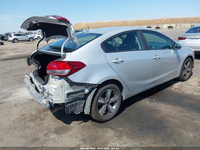2018 Kia Forte Lx მანქანა იყიდება აუქციონზე, vin: 3KPFL4A71JE169893, აუქციონის ნომერი: 45818640