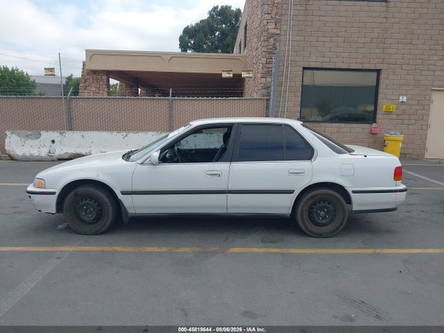1992 Honda Accord Lx/ex მანქანა იყიდება აუქციონზე, vin: JHMCB7652NC035095, აუქციონის ნომერი: 45818644