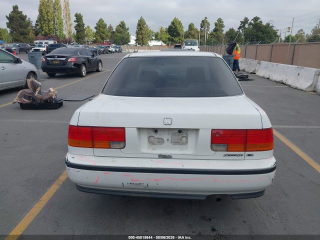 1992 Honda Accord Lx/ex მანქანა იყიდება აუქციონზე, vin: JHMCB7652NC035095, აუქციონის ნომერი: 45818644