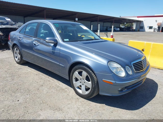 Продажа на аукционе авто 2006 Mercedes-benz E 350, vin: WDBUF56J26A801804, номер лота: 45818659