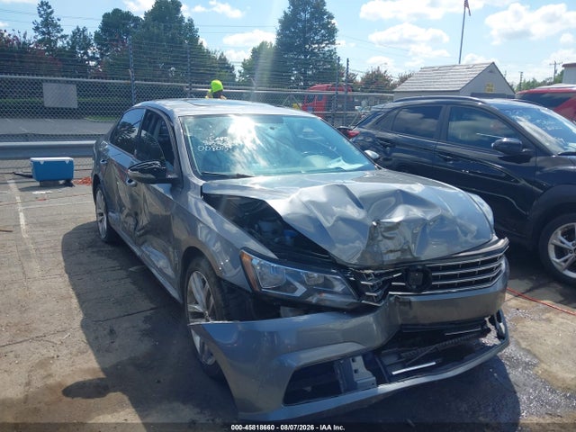 Продажа на аукционе авто 2019 Volkswagen Passat 2.0t Wolfsburg Edition, vin: 1VWLA7A34KC008015, номер лота: 45818660