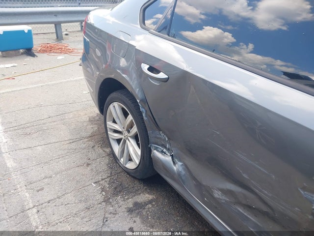 Продажа на аукционе авто 2019 Volkswagen Passat 2.0t Wolfsburg Edition, vin: 1VWLA7A34KC008015, номер лота: 45818660